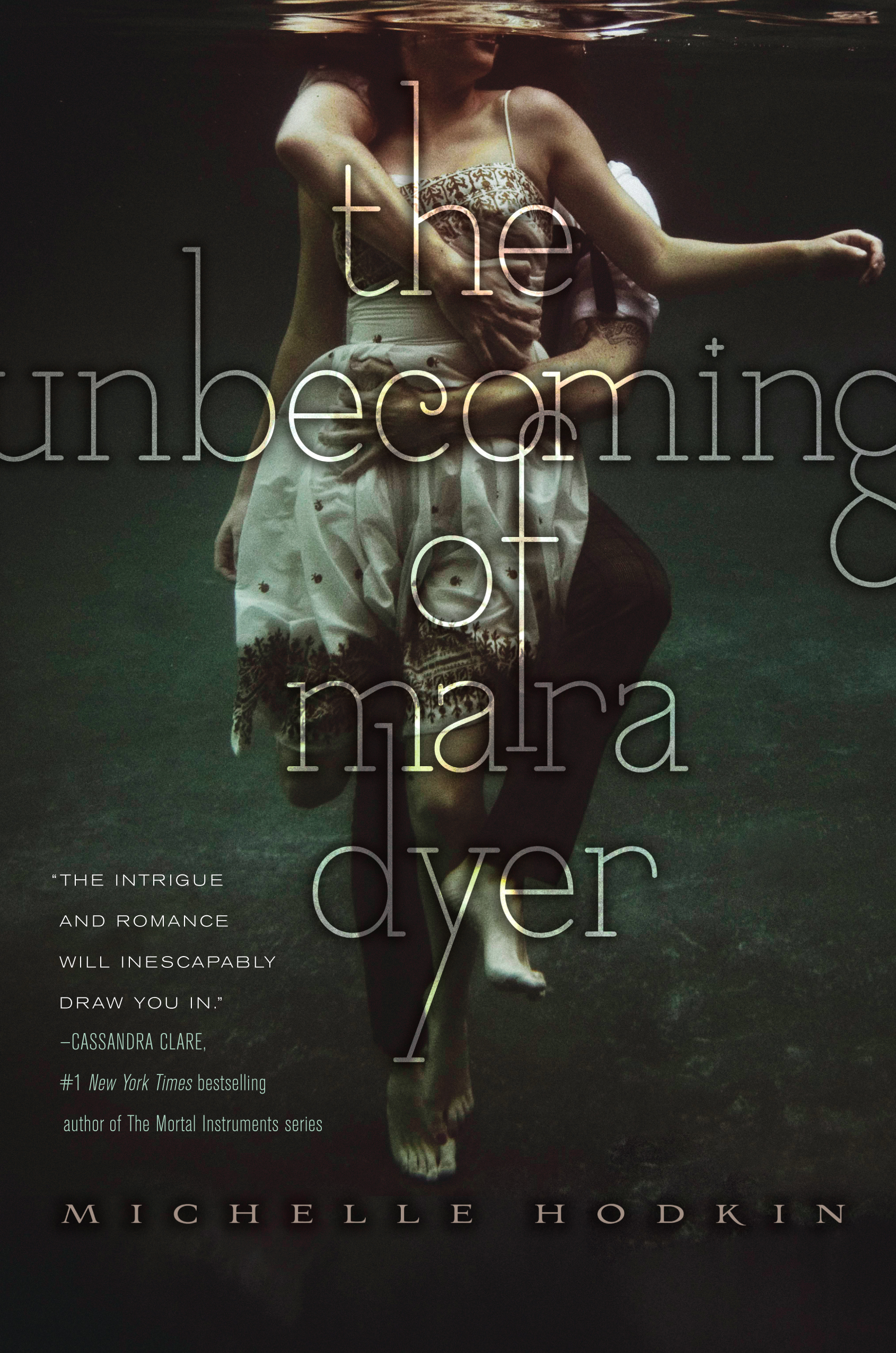 The Unbecoming of Mara Dyer cover image